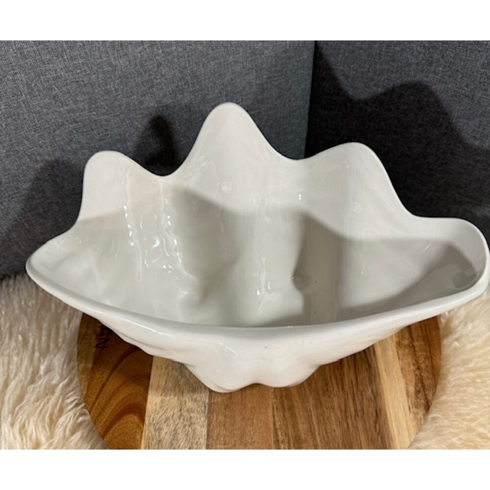 Vintage HALL Seashell